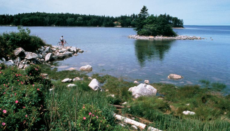 Bnsq-novascotia-biking-7